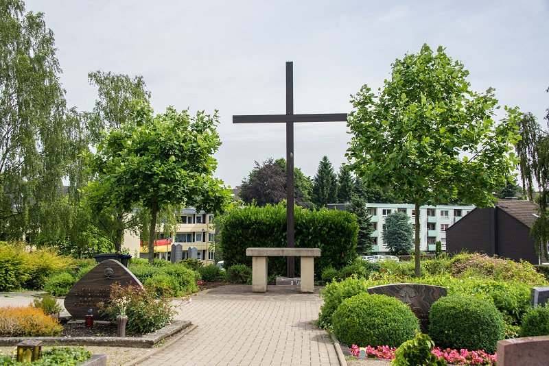 Friedhof Homberg Kreuz